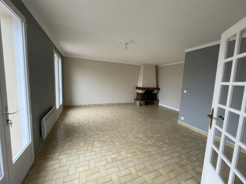 Maison - 93 m² - 4 pièces