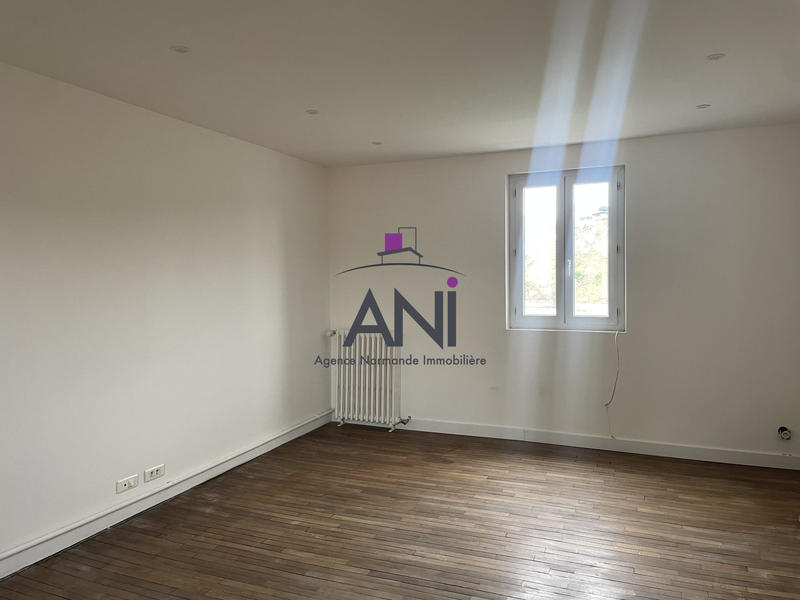 Appartement - 105 m² - 4 pièces