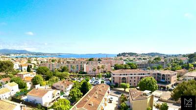 Appartement - 82 m² - 4 pièces