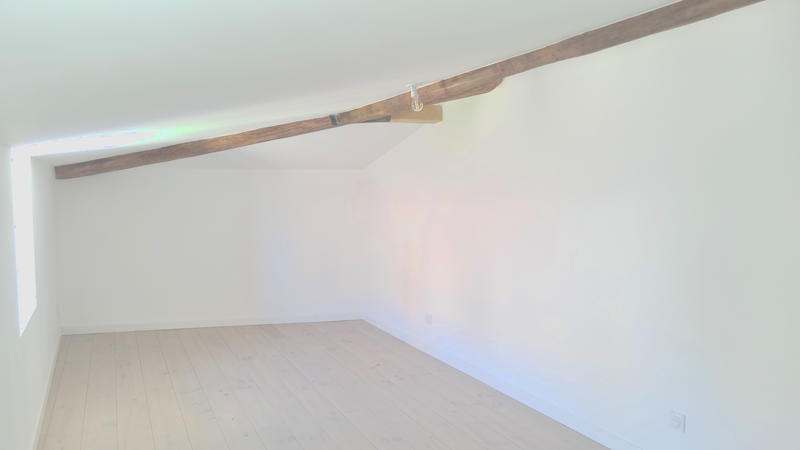 Appartement - 111 m² - 4 pièces