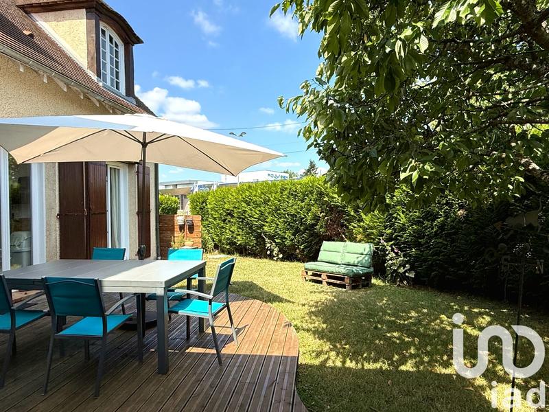 Maison - 140 m² - 6 pièces