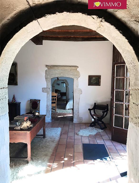 Maison - 317 m² - 8 pièces