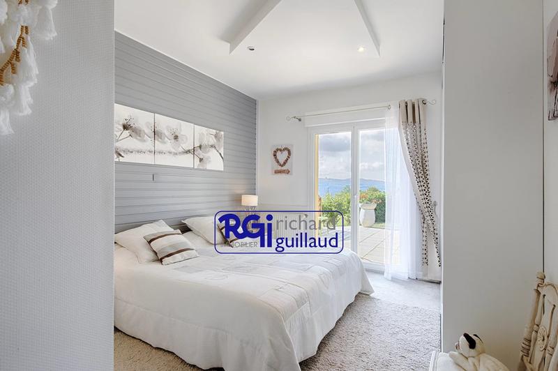 Maison - 190 m² - 5 pièces