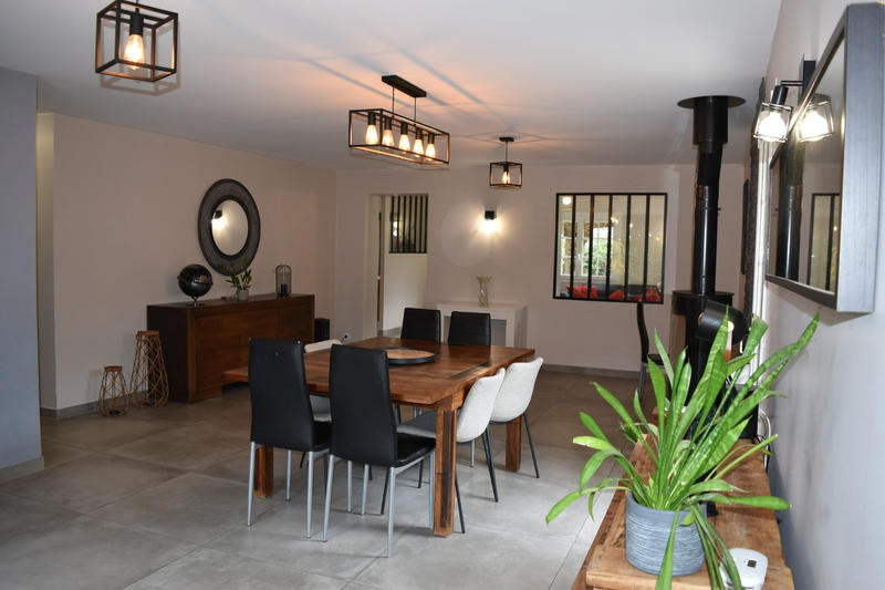 Maison - 175 m² - 6 pièces