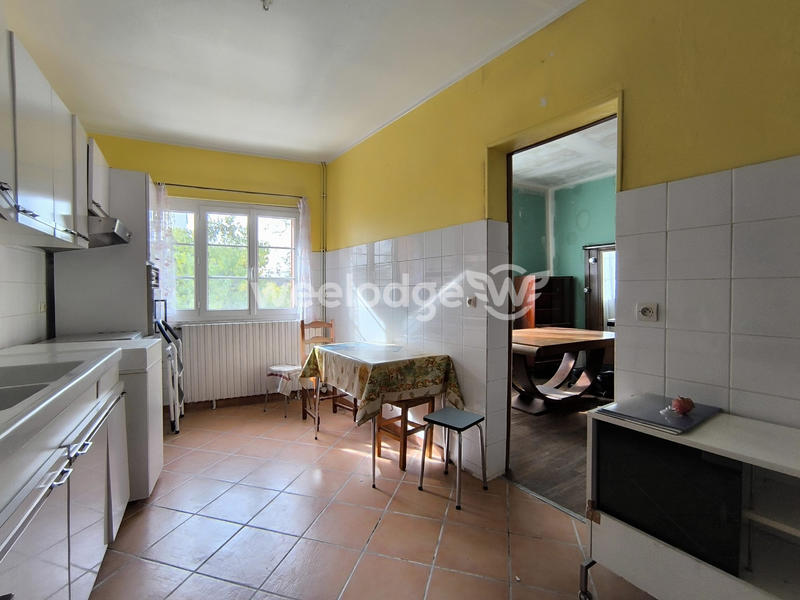 Maison ancienne - 181 m² - 10 pièces