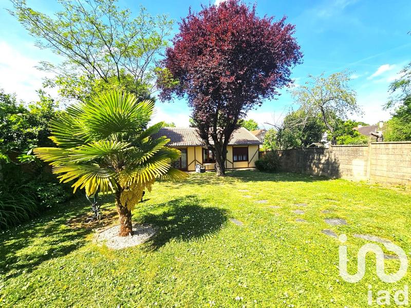 Maison - 185 m² - 9 pièces