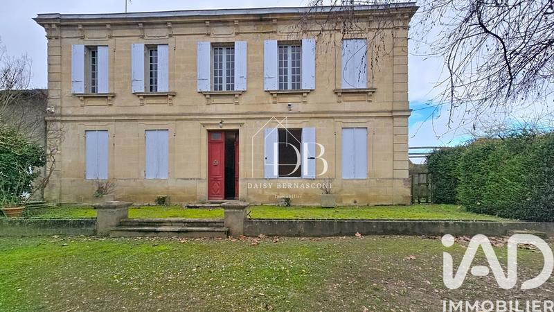 Maison - 270 m² - 7 pièces
