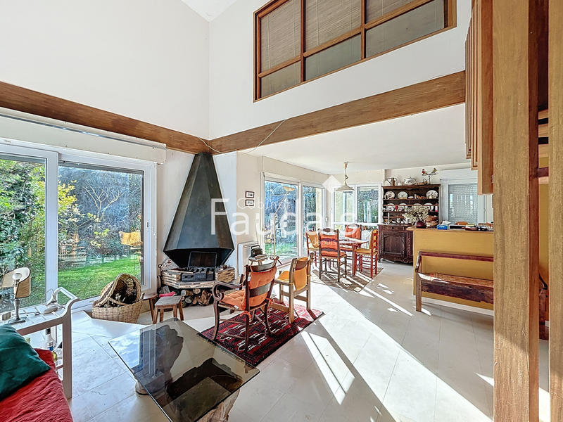 Maison - 105 m² - 4 pièces