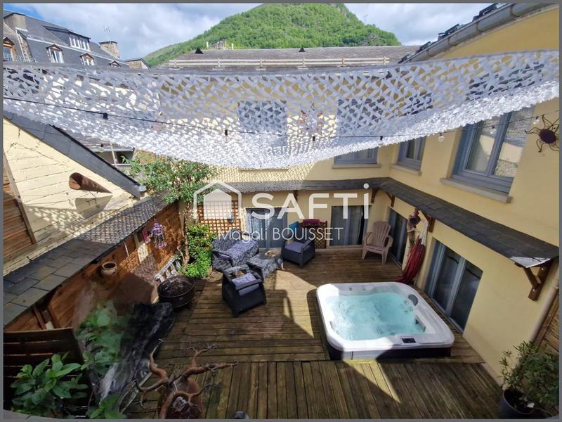 Local commercial - 363 m² - 9 pièces