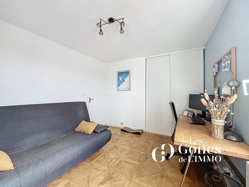 Appartement - 83 m² - 4 pièces