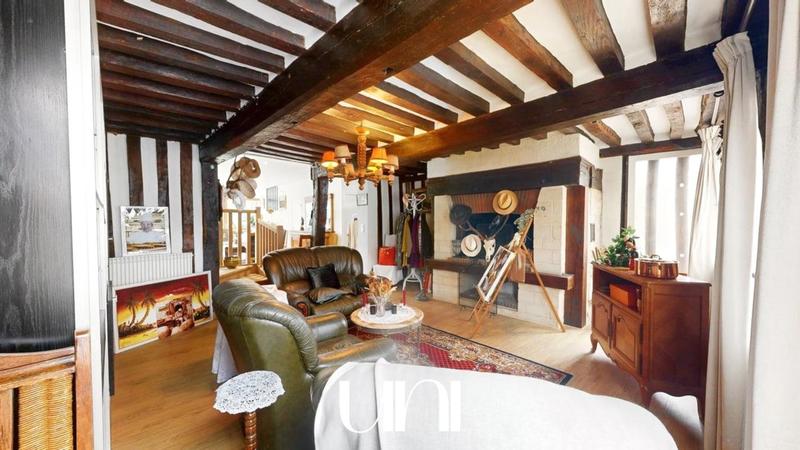 Maison de maîtres - 260 m² - 8 pièces