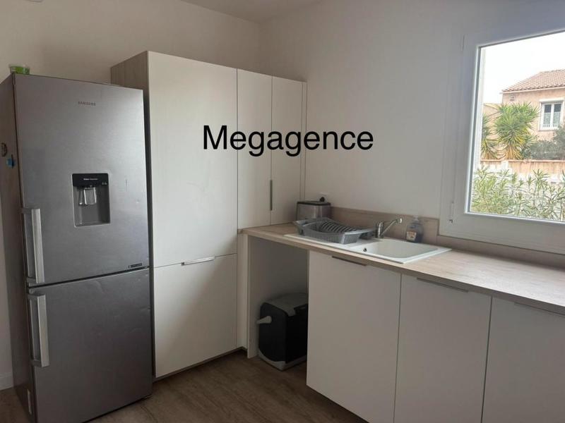 Maison jumelée - 105 m² - 4 pièces