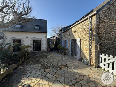 Maison - 160 m² - 5 pièces
