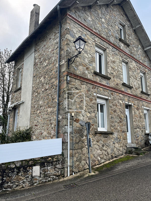 Maison - 127 m² - 6 pièces