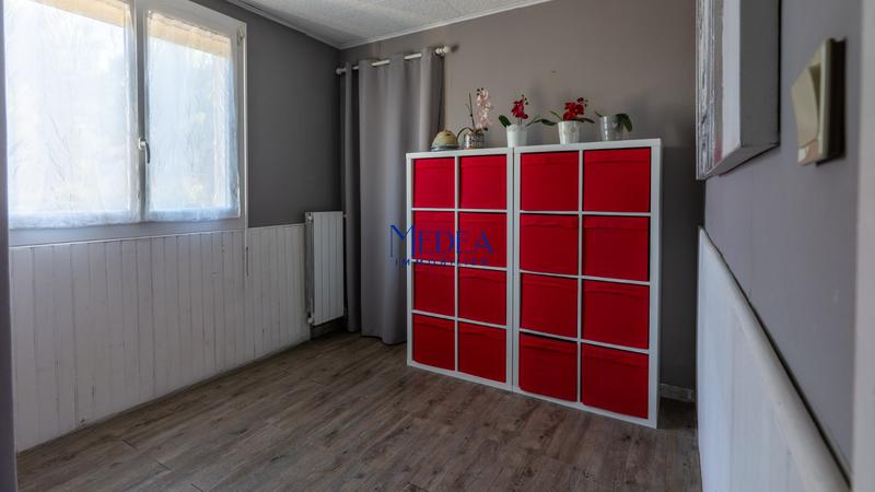 Appartement - 77 m² - 4 pièces