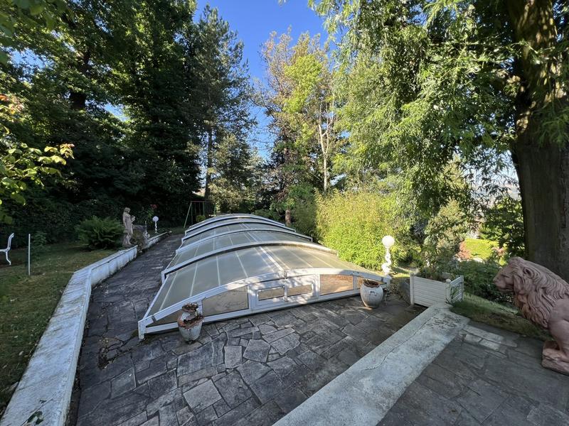 Maison - 137 m² - 7 pièces