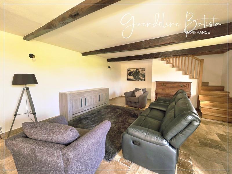 Propriété - 415 m² - 15 pièces