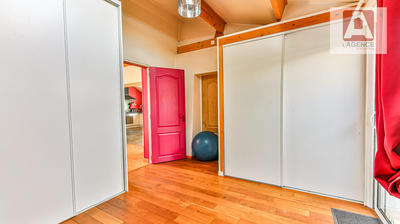 Maison - 102 m² - 4 pièces