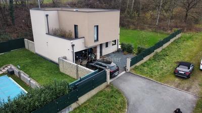 Maison - 164 m² - 5 pièces