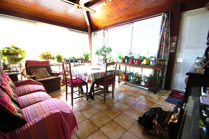 Viager - Villa - 206 m² - 9 pièces