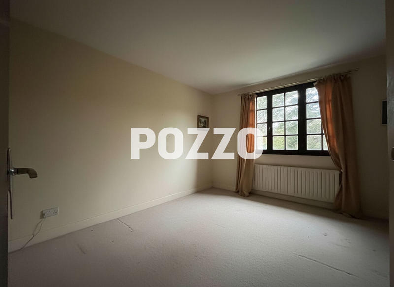 Maison - 135 m² - 6 pièces