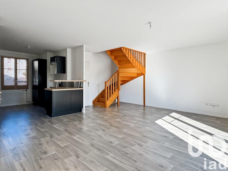 Maison - 90 m² - 5 pièces