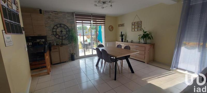 Maison - 98 m² - 5 pièces