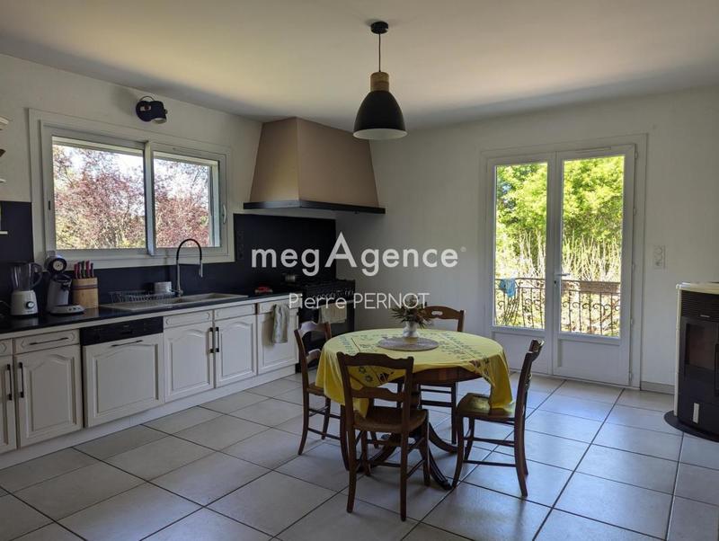 Maison de campagne - 200 m² - 10 pièces