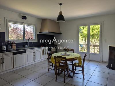Maison de campagne - 200 m² - 10 pièces