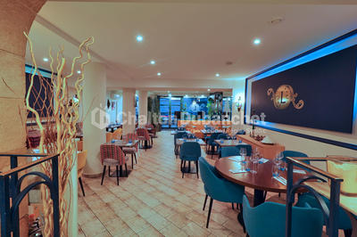 Fonds de commerce - 310 m²