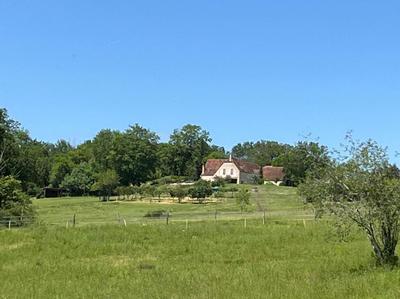 Propriété - 225 m² - 7 pièces