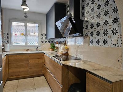 Maison - 127 m² - 7 pièces