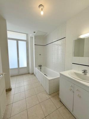 Appartement - 76 m² - 4 pièces