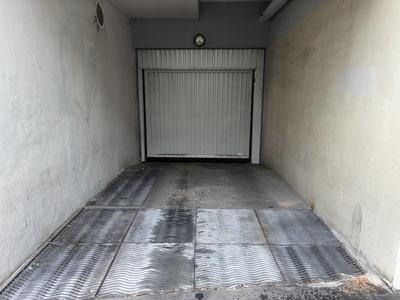 Parking / Garage - 11 m²