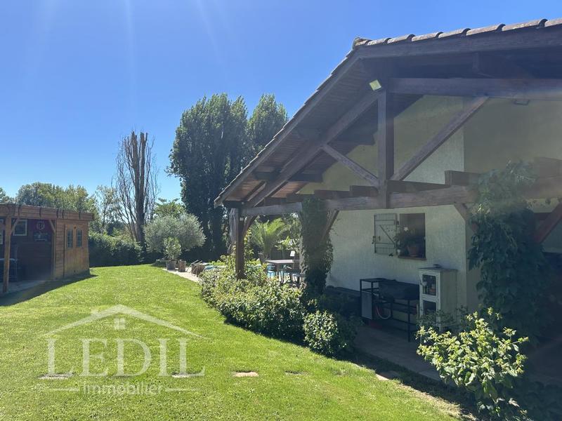 Maison - 110 m² - 4 pièces