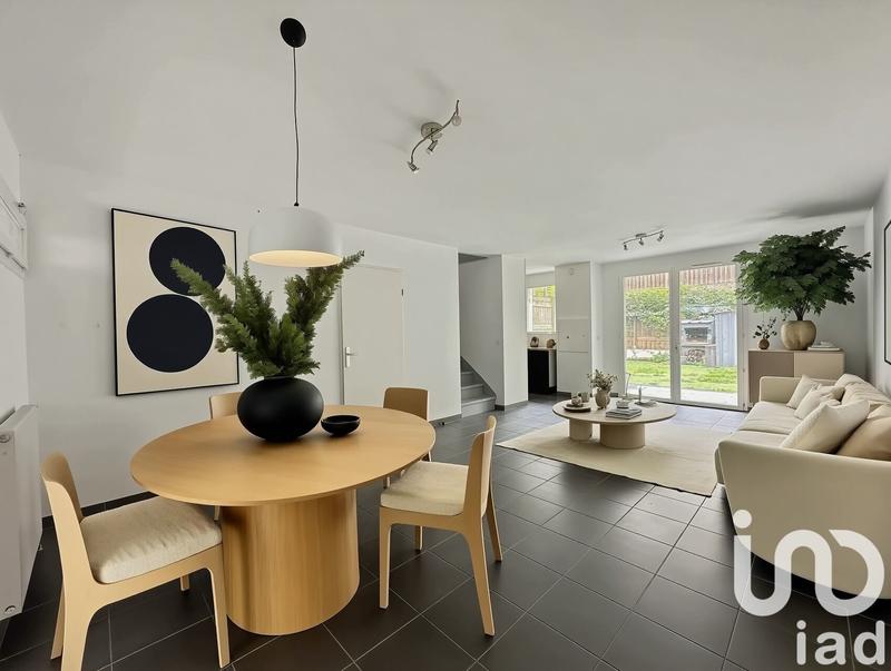 Maison de ville - 82 m² - 4 pièces