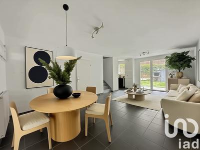 Maison de ville - 82 m² - 4 pièces