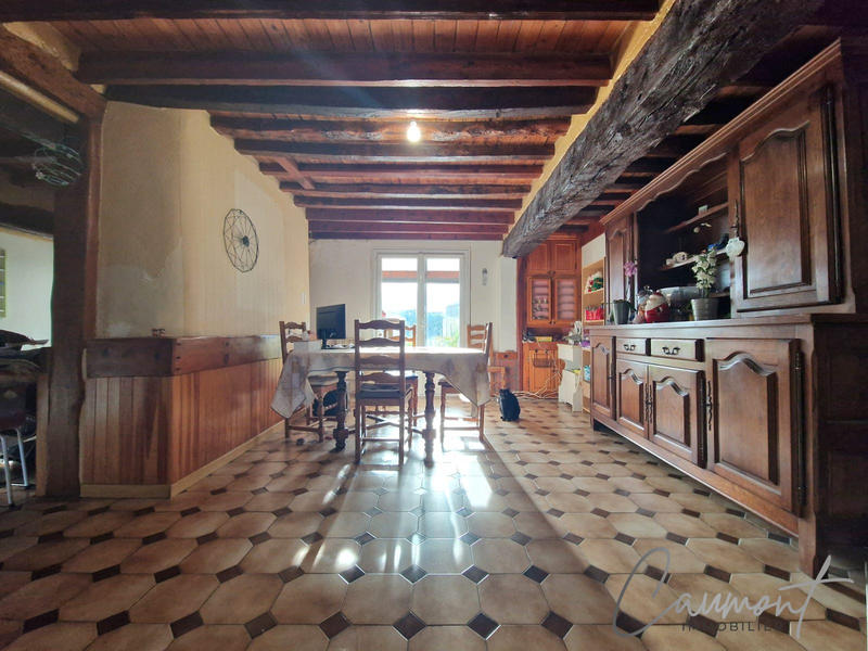 Maison - 90 m² - 4 pièces