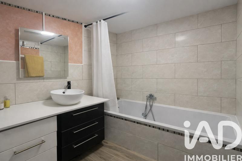 Maison de ville - 79 m² - 3 pièces