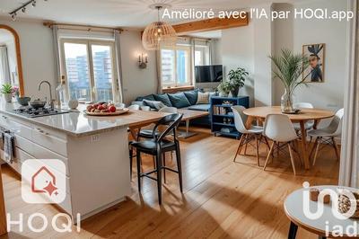 Appartement - 100 m² - 5 pièces