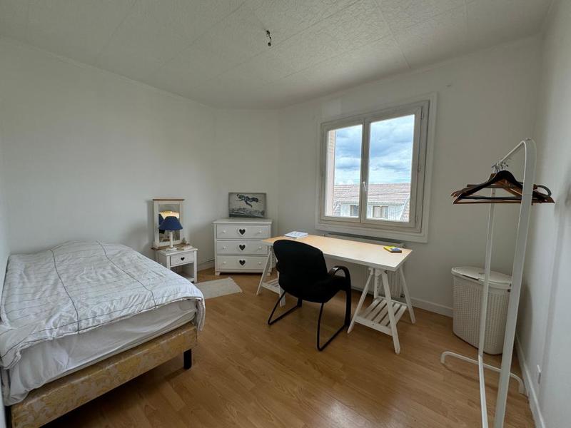 Maison - 170 m² - 8 pièces