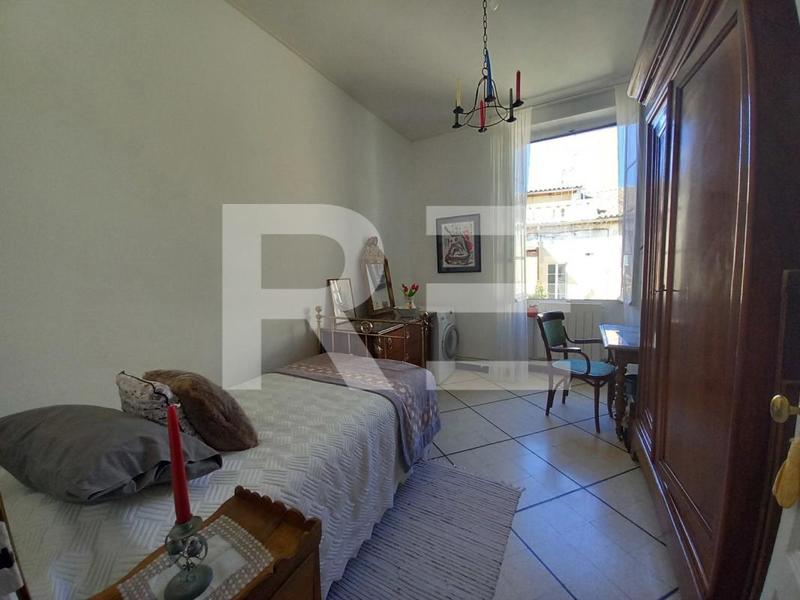 Appartement bourgeois - 116 m² - 5 pièces