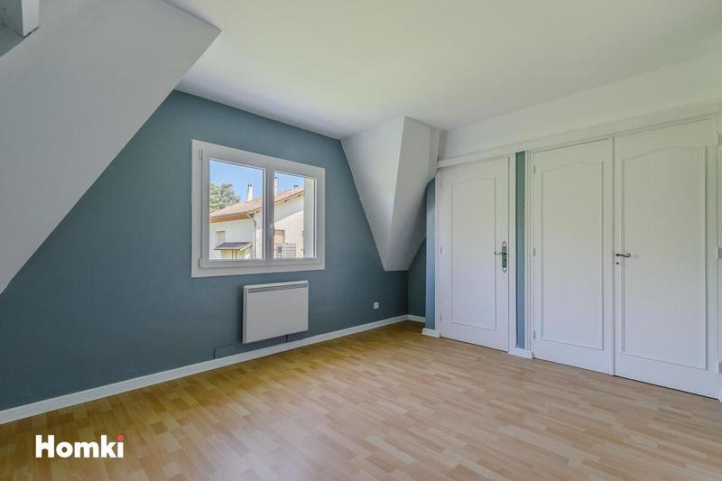 Maison - 140 m² - 6 pièces