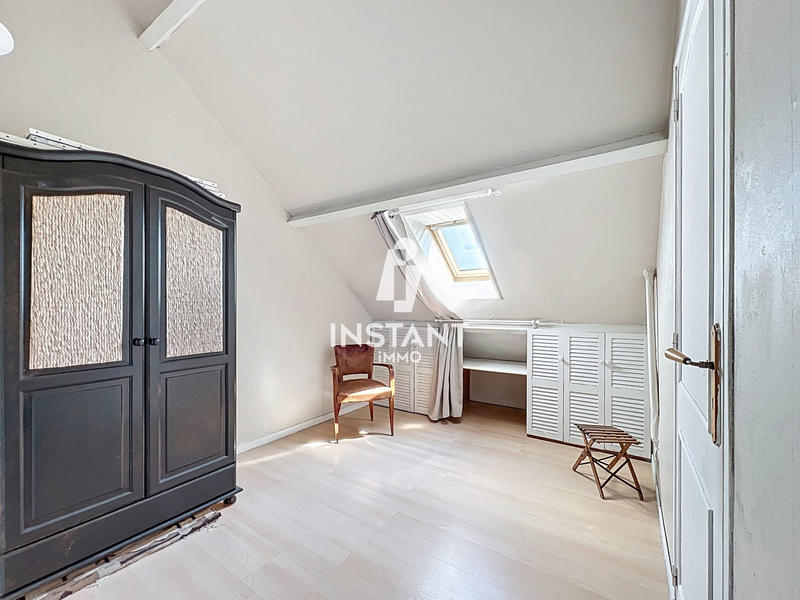 Maison - 156 m² - 8 pièces