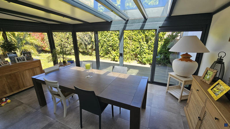 Maison contemporaine - 188 m² - 5 pièces