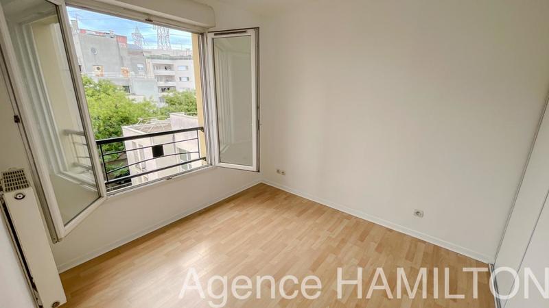 Appartement - 79 m² - 4 pièces