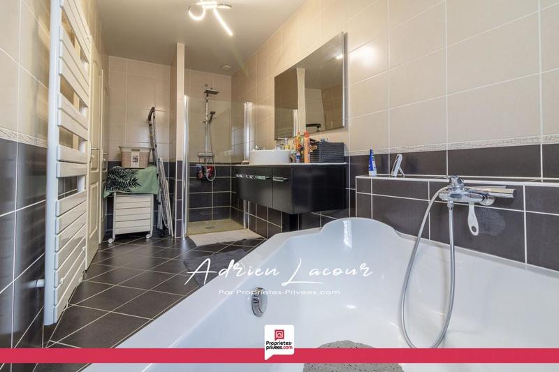 Maison - 143 m² - 6 pièces