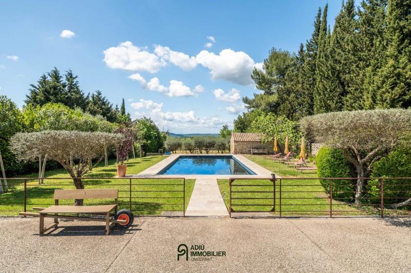 Villa - 185 m² - 6 pièces
