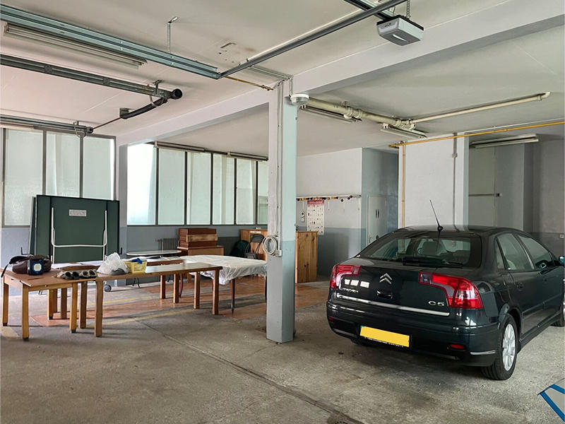 Loft - 130 m² - 4 pièces