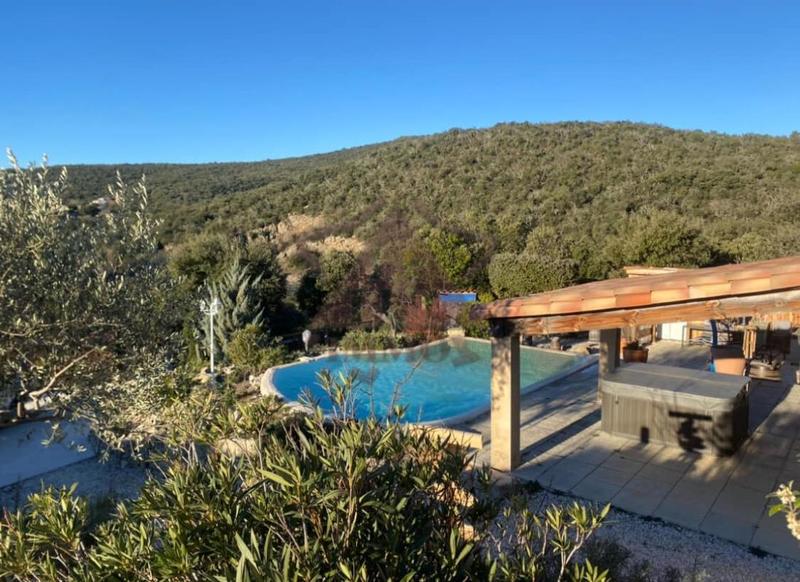 Maison - 106 m² - 5 pièces